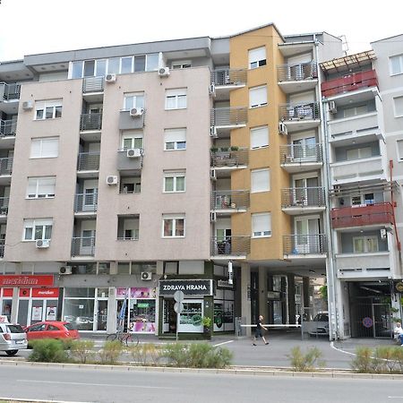 Apartment Pleasure Novi Sad Buitenkant foto