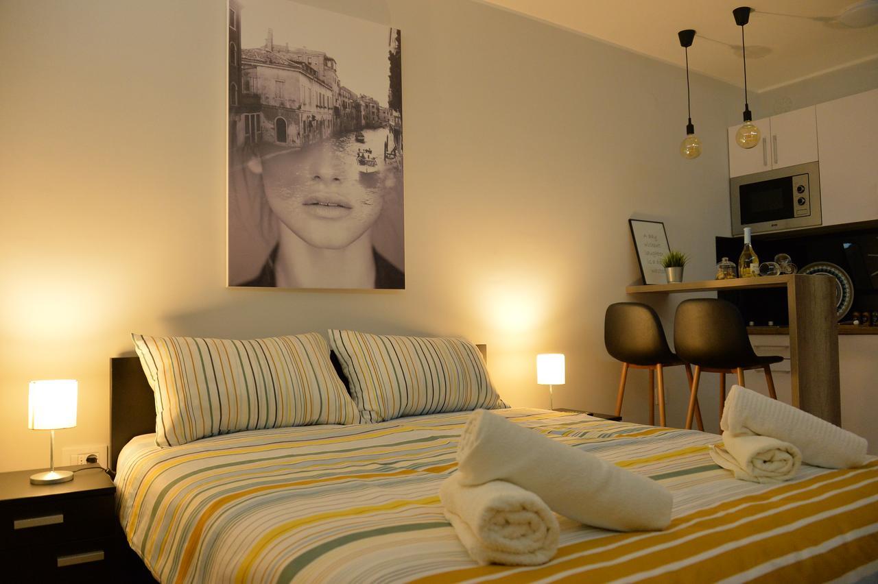 Apartment Pleasure Novi Sad Buitenkant foto