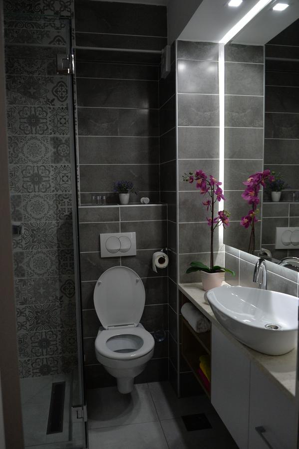 Apartment Pleasure Novi Sad Buitenkant foto